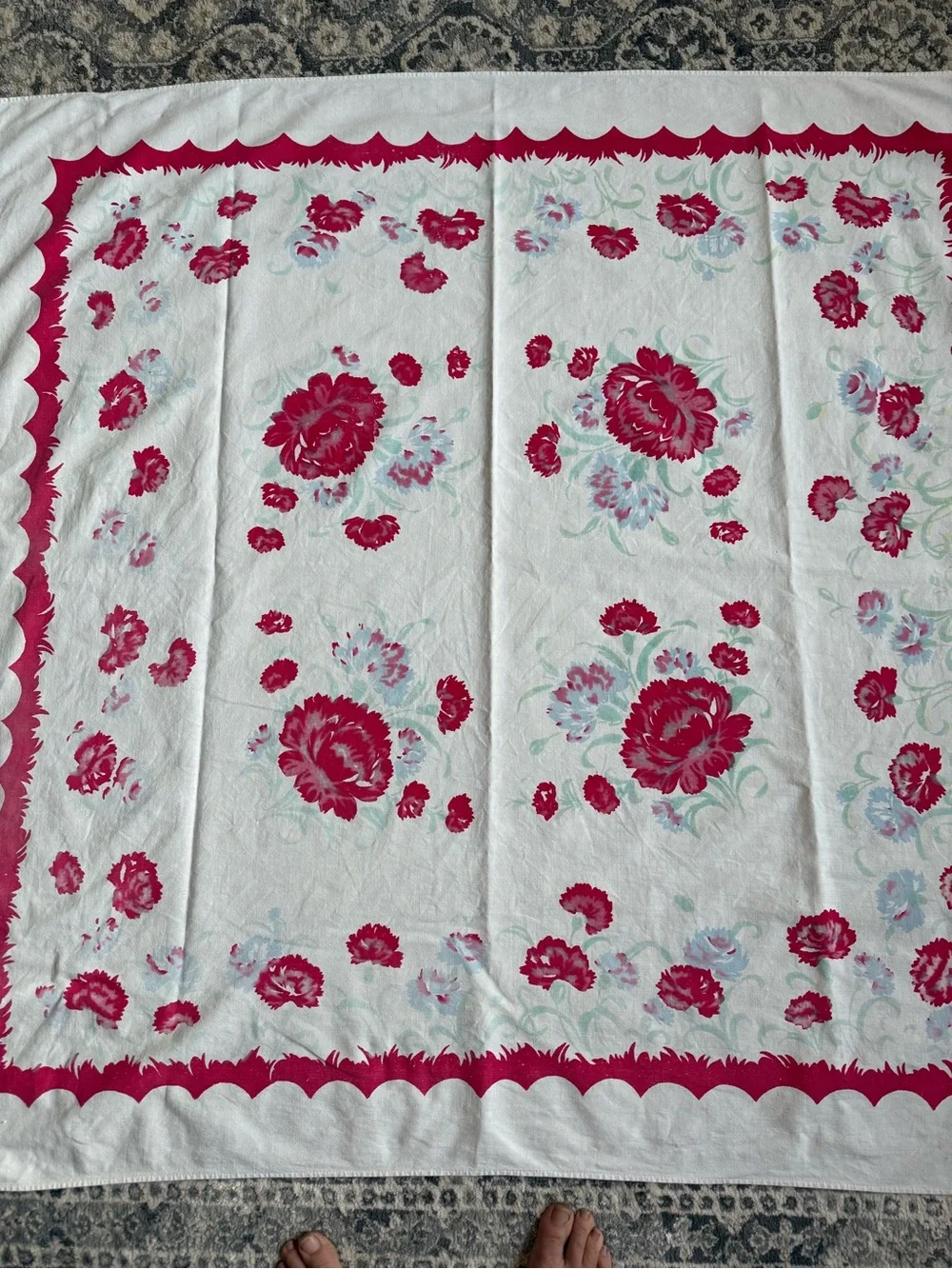 Vintage Scalloped Red Floral Cotton Tablecloth 1950’s Boho Rose Cottagecore